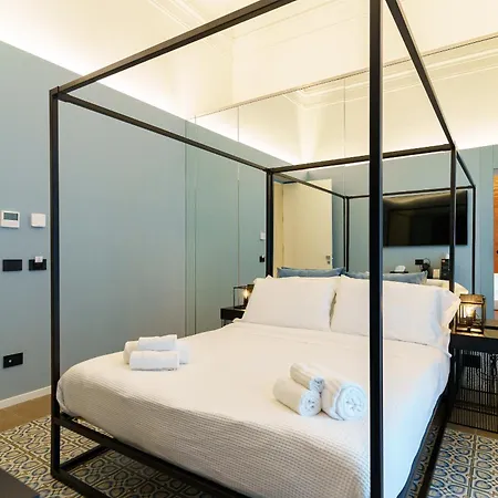 شقة Mennula